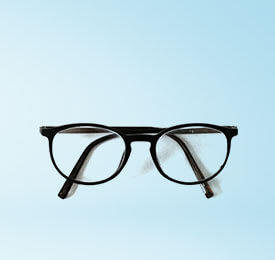 Oval Reading Glasses Look Essential